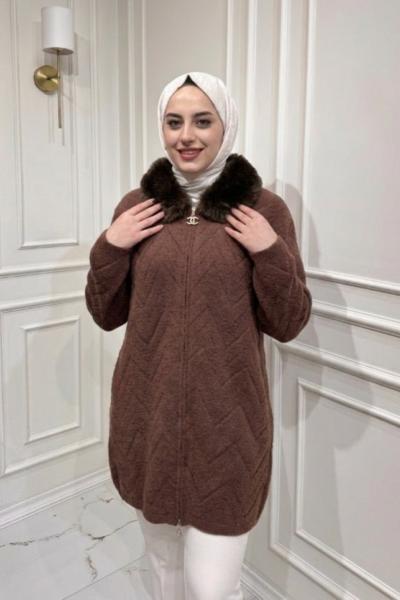 Yakası Kürklü Uzun Hırka Kahverengi